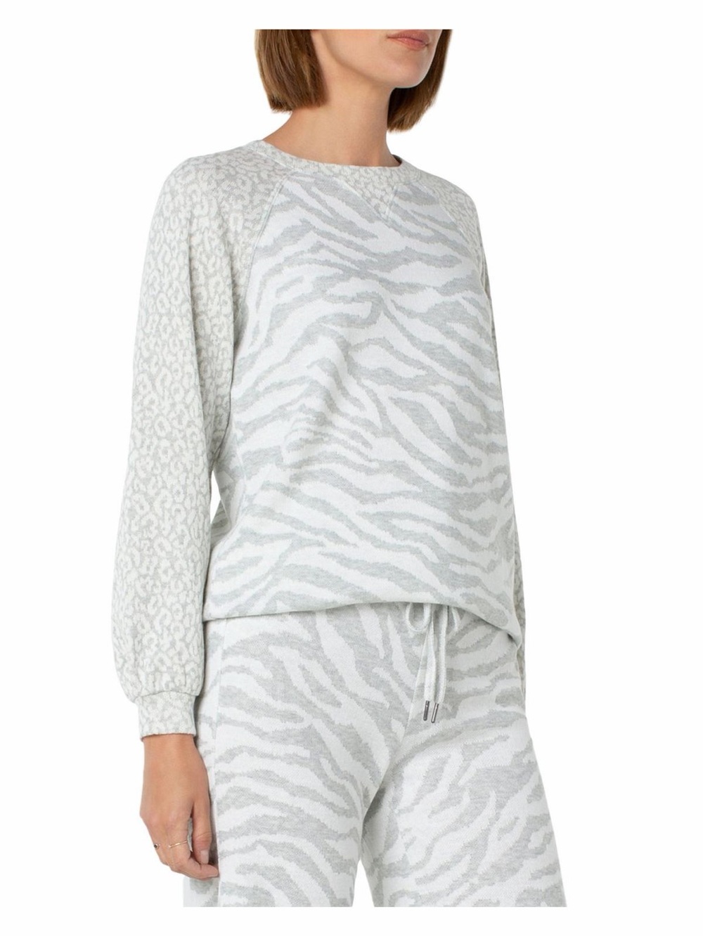Liverpool Zebra-Print Lounge Set - White & Light Gray